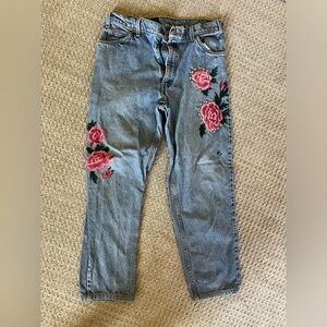 VINTAGE 550 LEVIS - HAND PAINTED -GOOD CONDITION